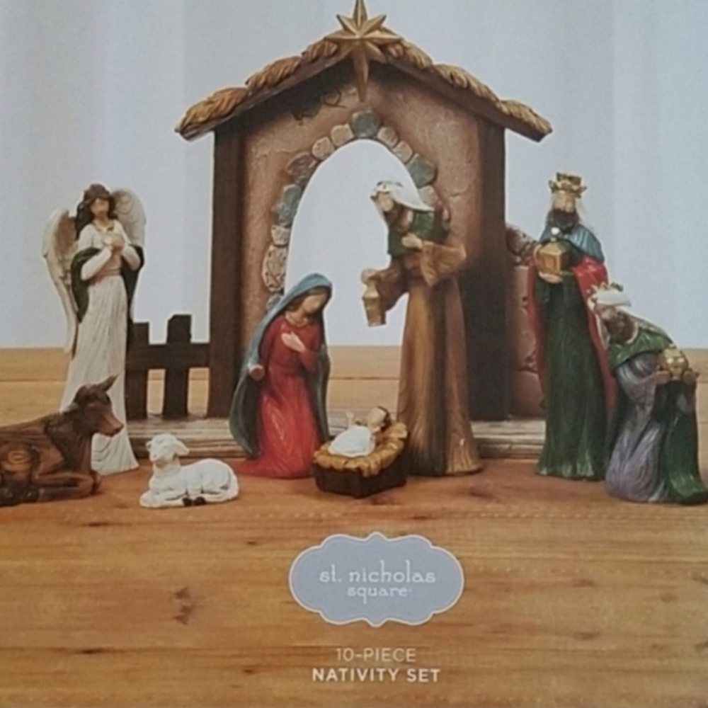 St. Nicholas Square 10 piece Nativity‎ Set New Christmas Baby Jesus Religious